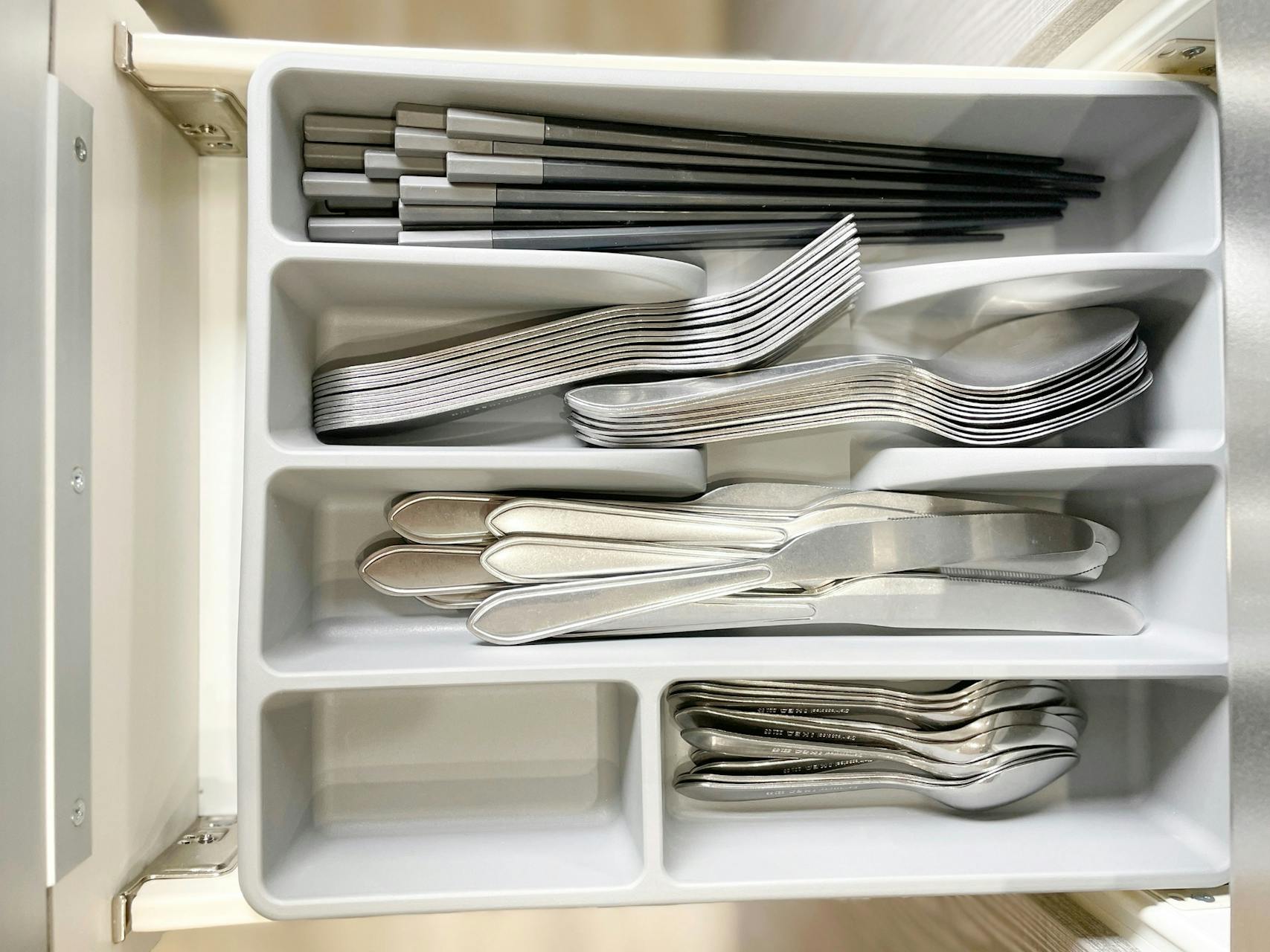 ・【設備】カトラリーも豊富にご用意しています