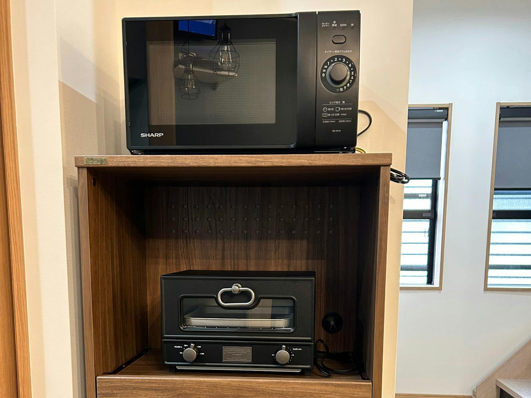 ・【走馬灯A：キッチン】電子レンジ、トースターなどもあります