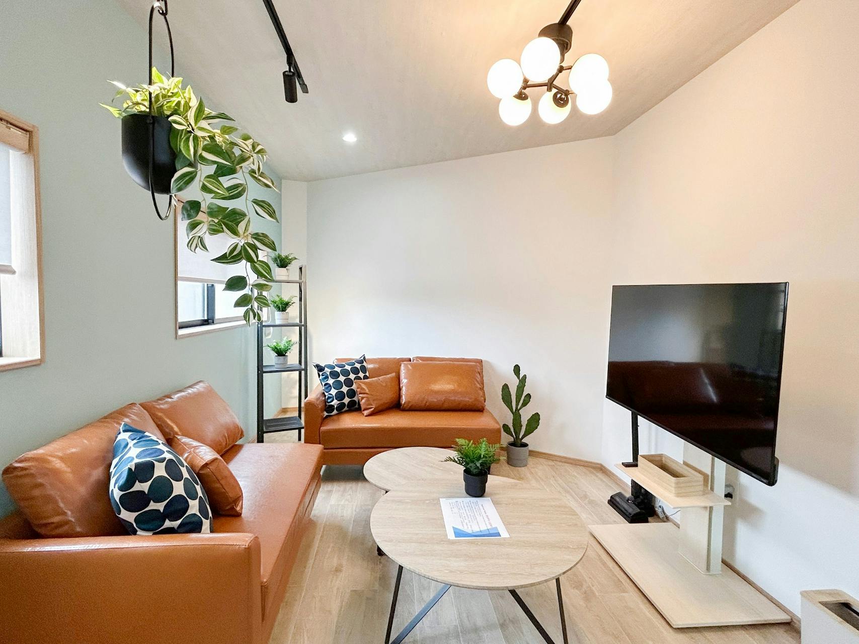 ・【走馬灯B：リビング】明るい空間で団らんの時間をお楽しみください