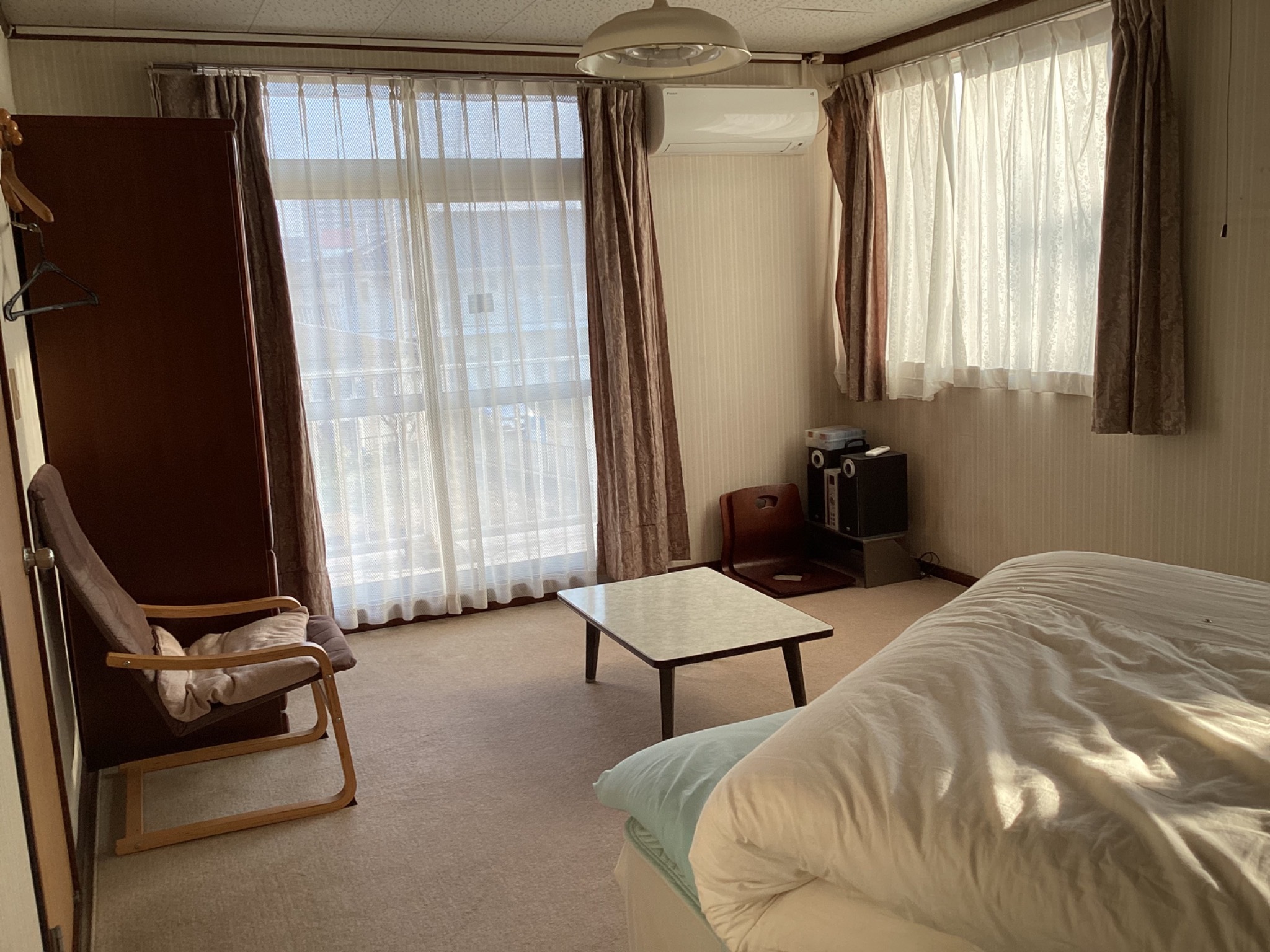 一戸建内の個室 room in  house 