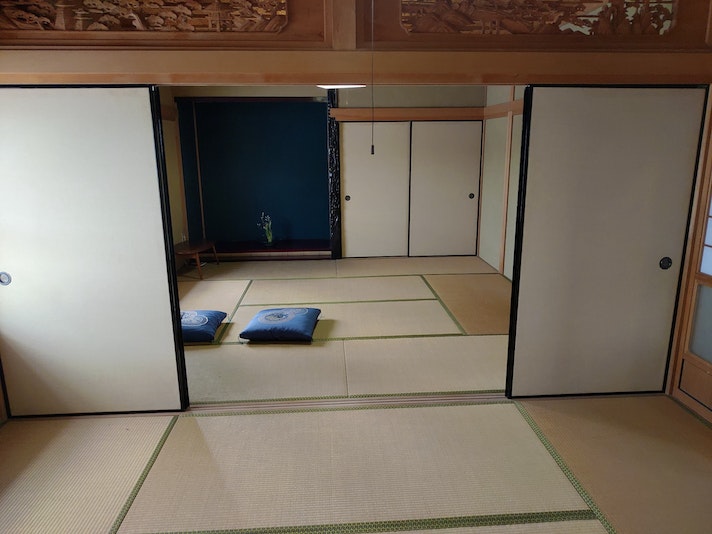 ファミリータイプ和室8畳+6畳