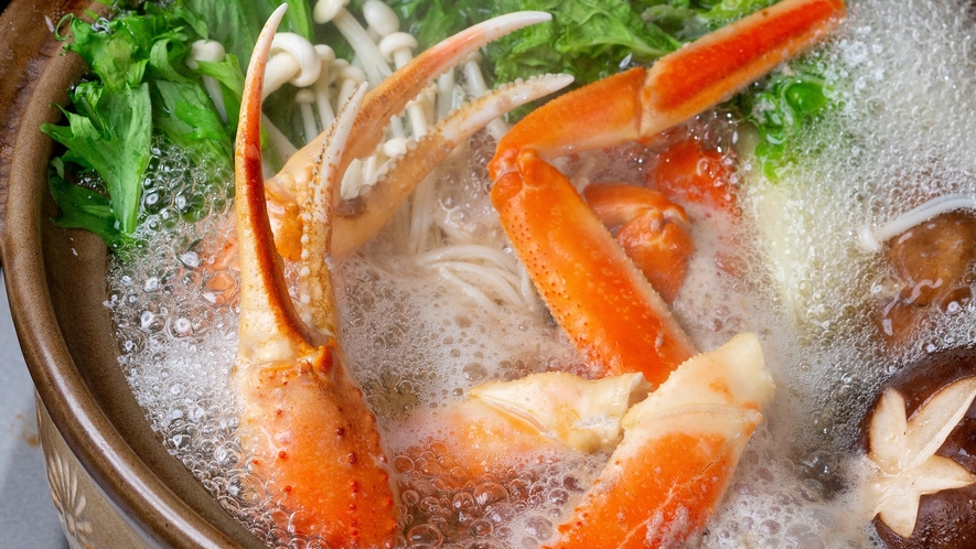 *丹後ならではの多彩な蟹料理。間隙をかけた料理の数々を是非ご堪能ください。