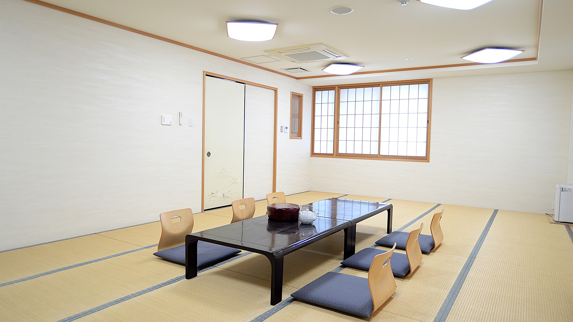 *和室25畳（トイレ付）&hellip;合宿利用にも活用できる大部屋です