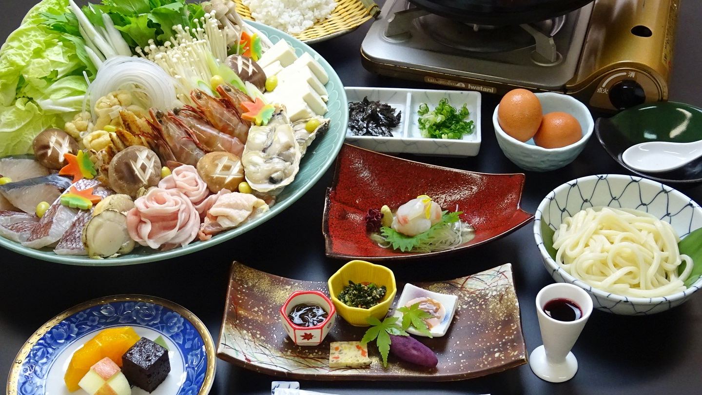 *寄せ鍋会席（一例）素材のそのもののおいしさを引き立てるお鍋