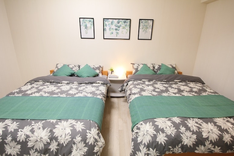 【寝室２】緑を基調とした寝室