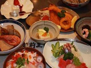 三国港おまかせ会席