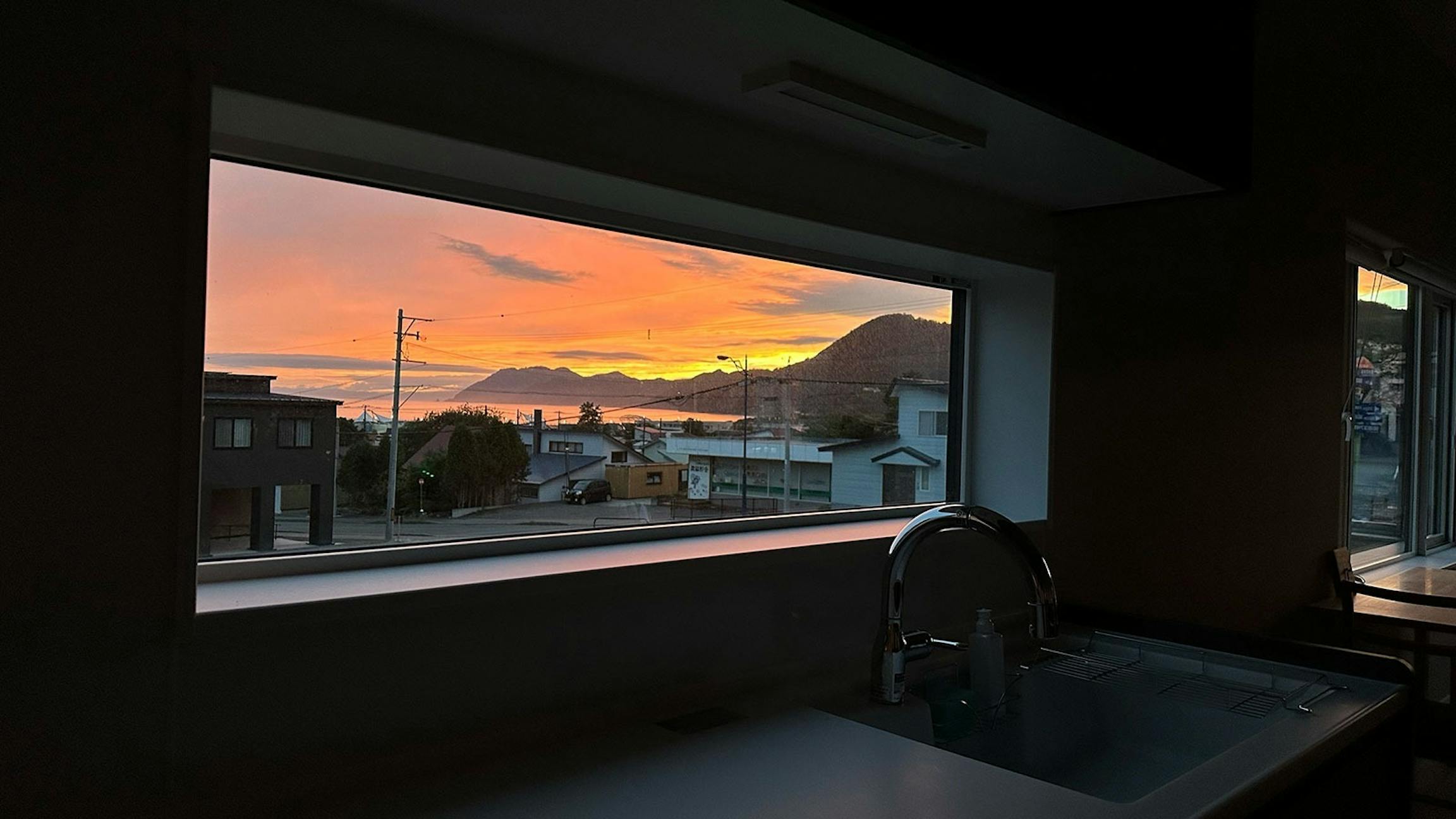 キッチンからの夕焼け
