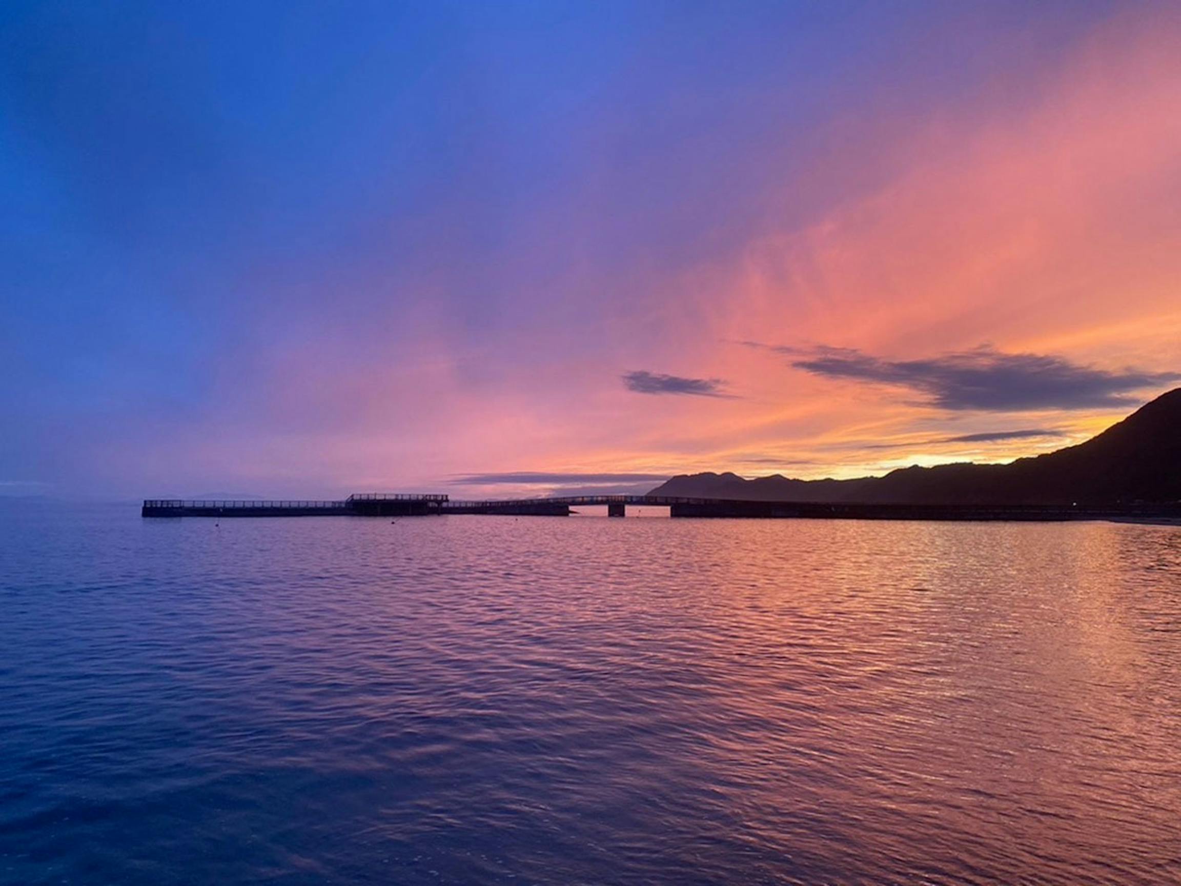 徒歩5分の近くの海で