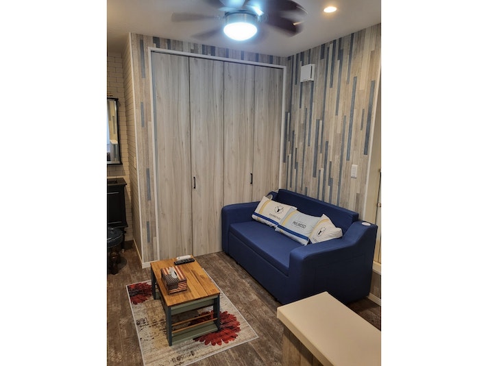 リビング、ソファーベッド