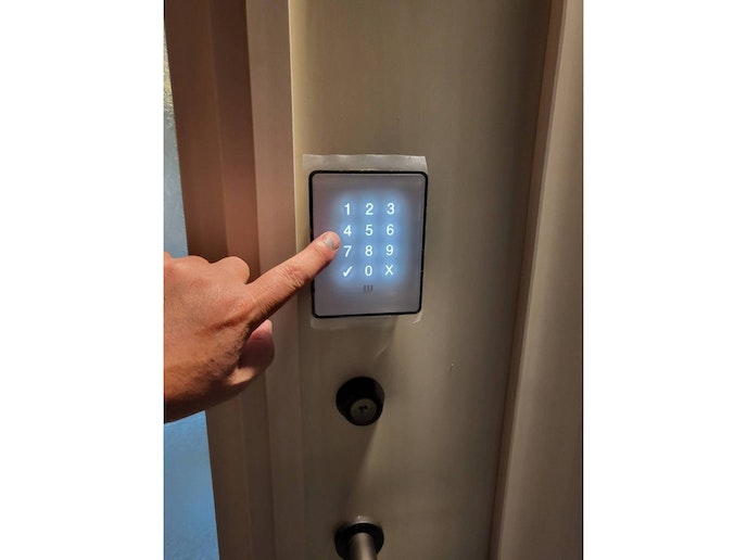 暗証番号式施錠パネル