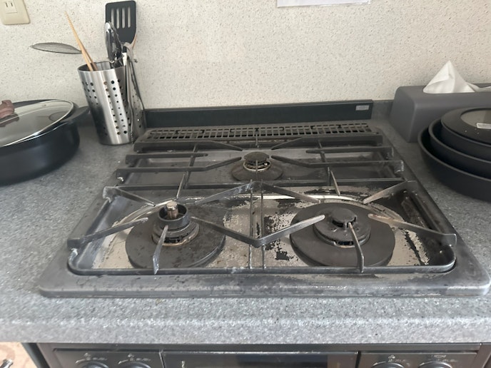 １階　キッチン　コンロ