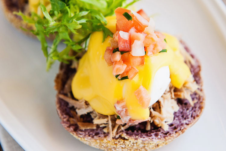  トロピックス バー& グリル エッグ ベネディクト 一例