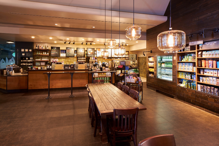 館内 スターバックスコーヒー