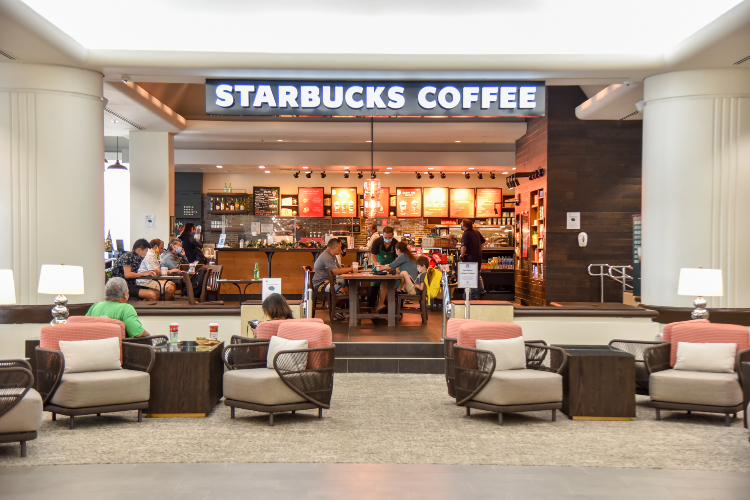 館内 スターバックスコーヒー