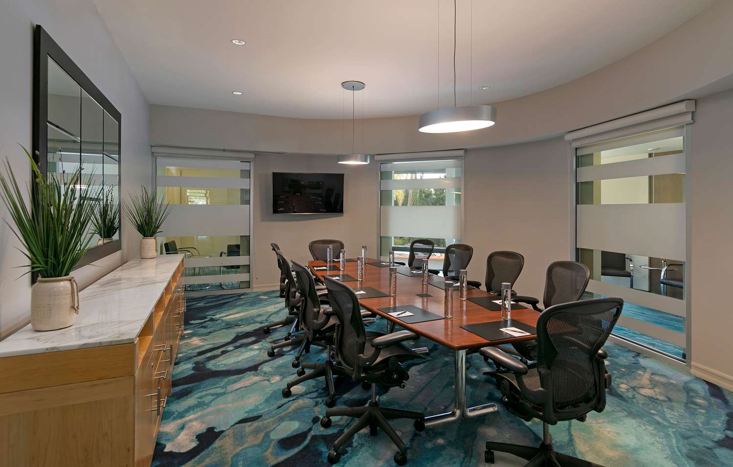 Meeting Room_72211849_XXL.jpg