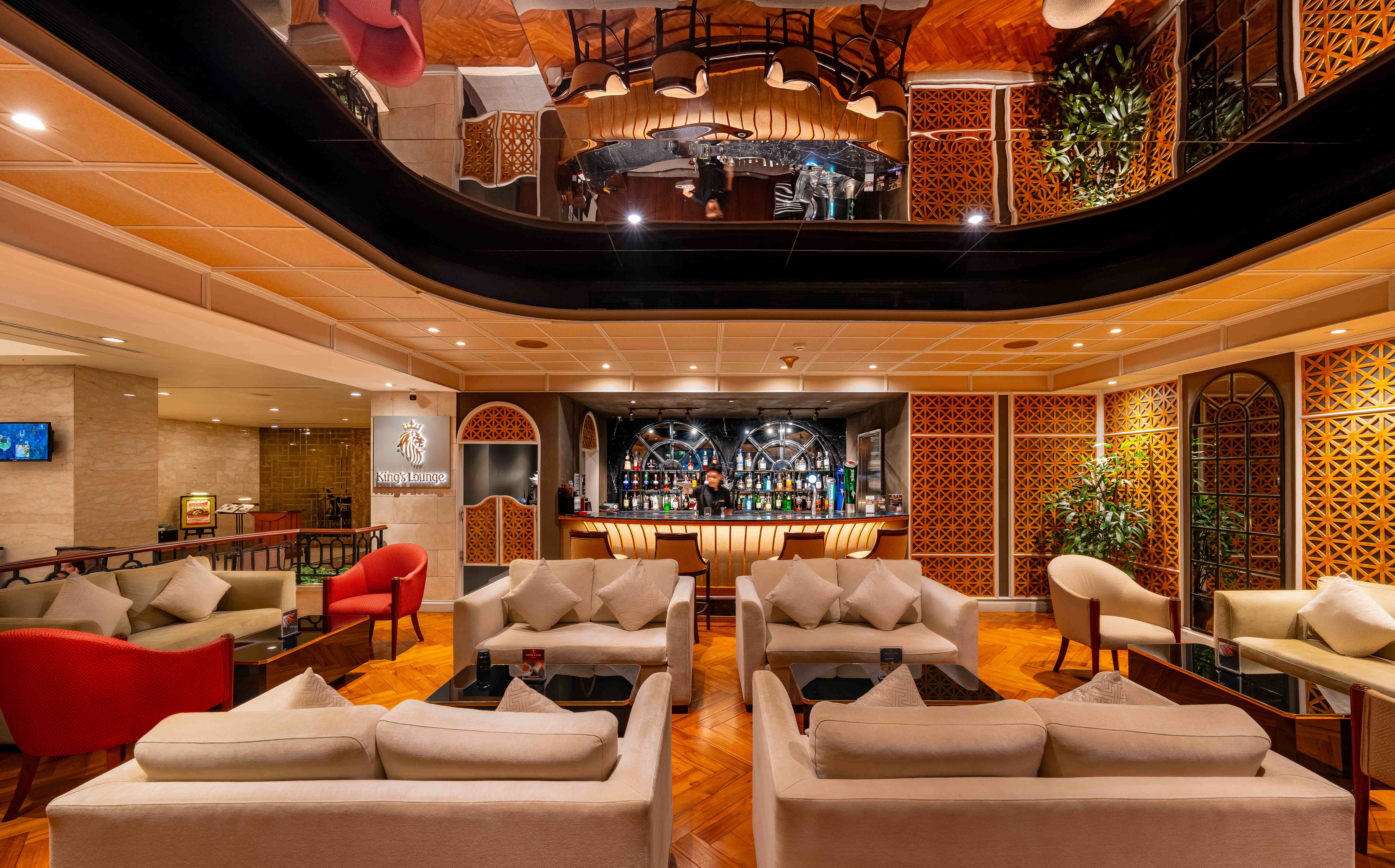 キング　ラウンジ