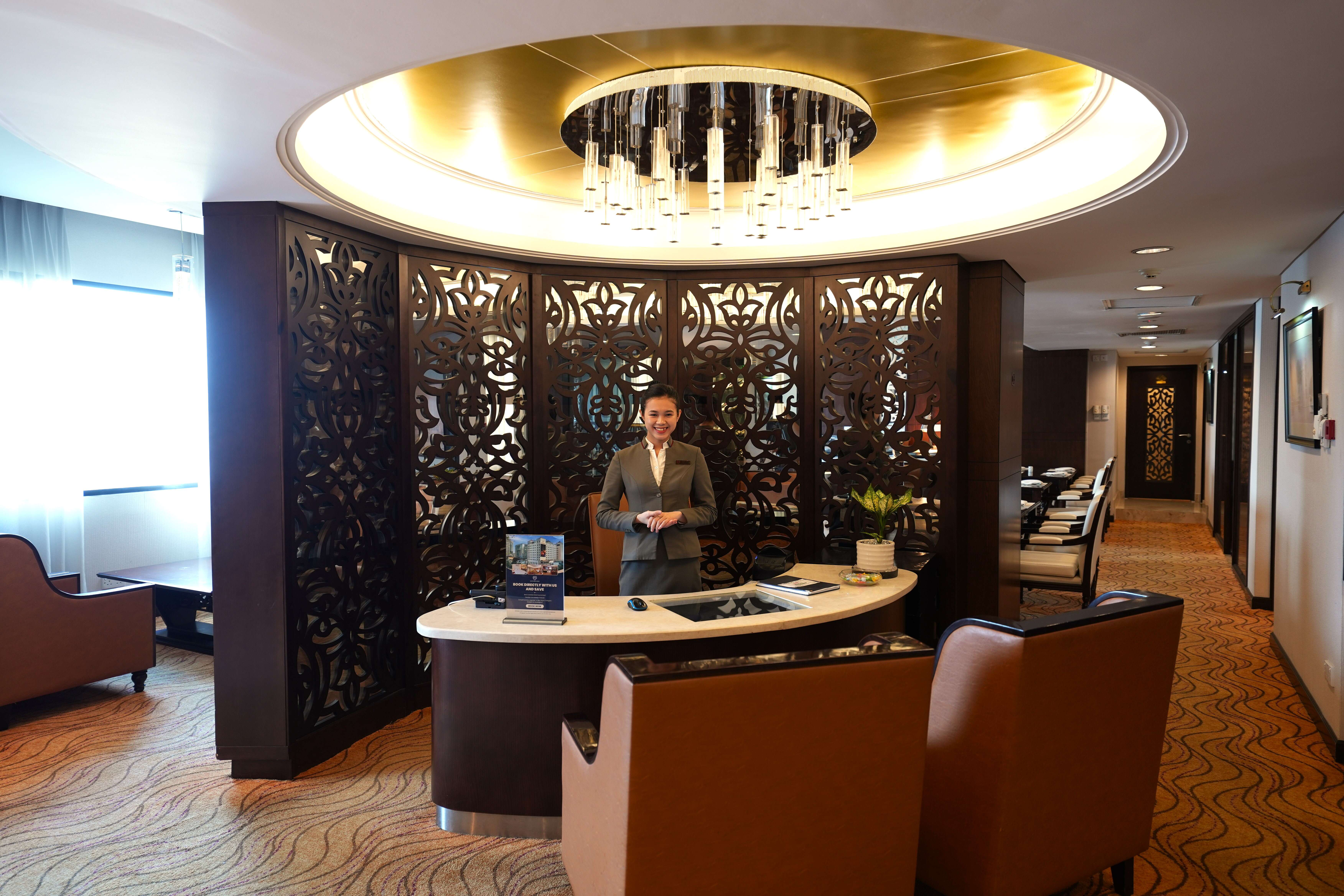 クラブ　ラウンジ