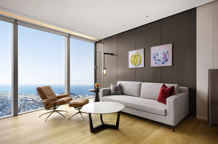 65-sqm King or Twin Room Sea View - Sitting Area w