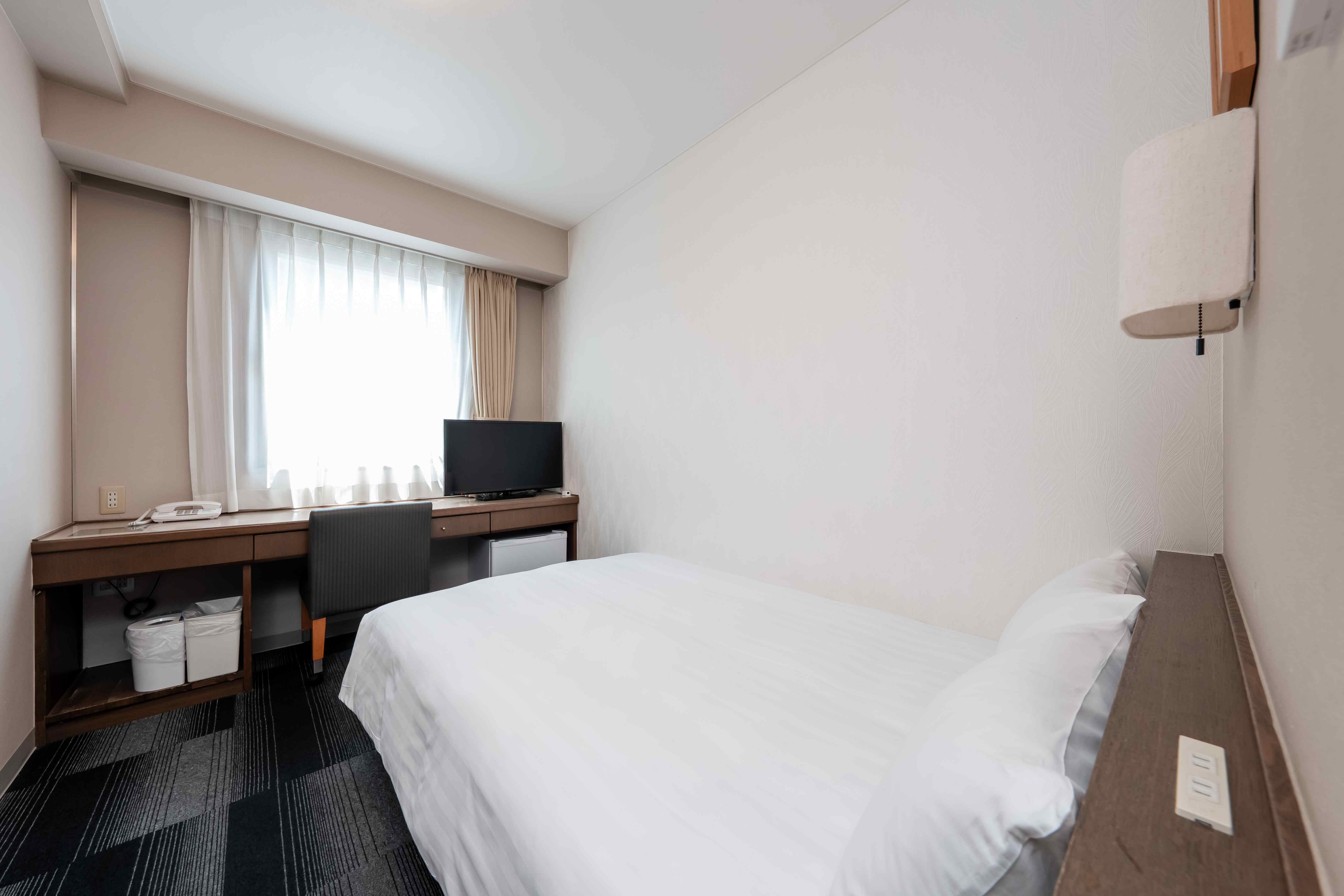 セミダブルルーム