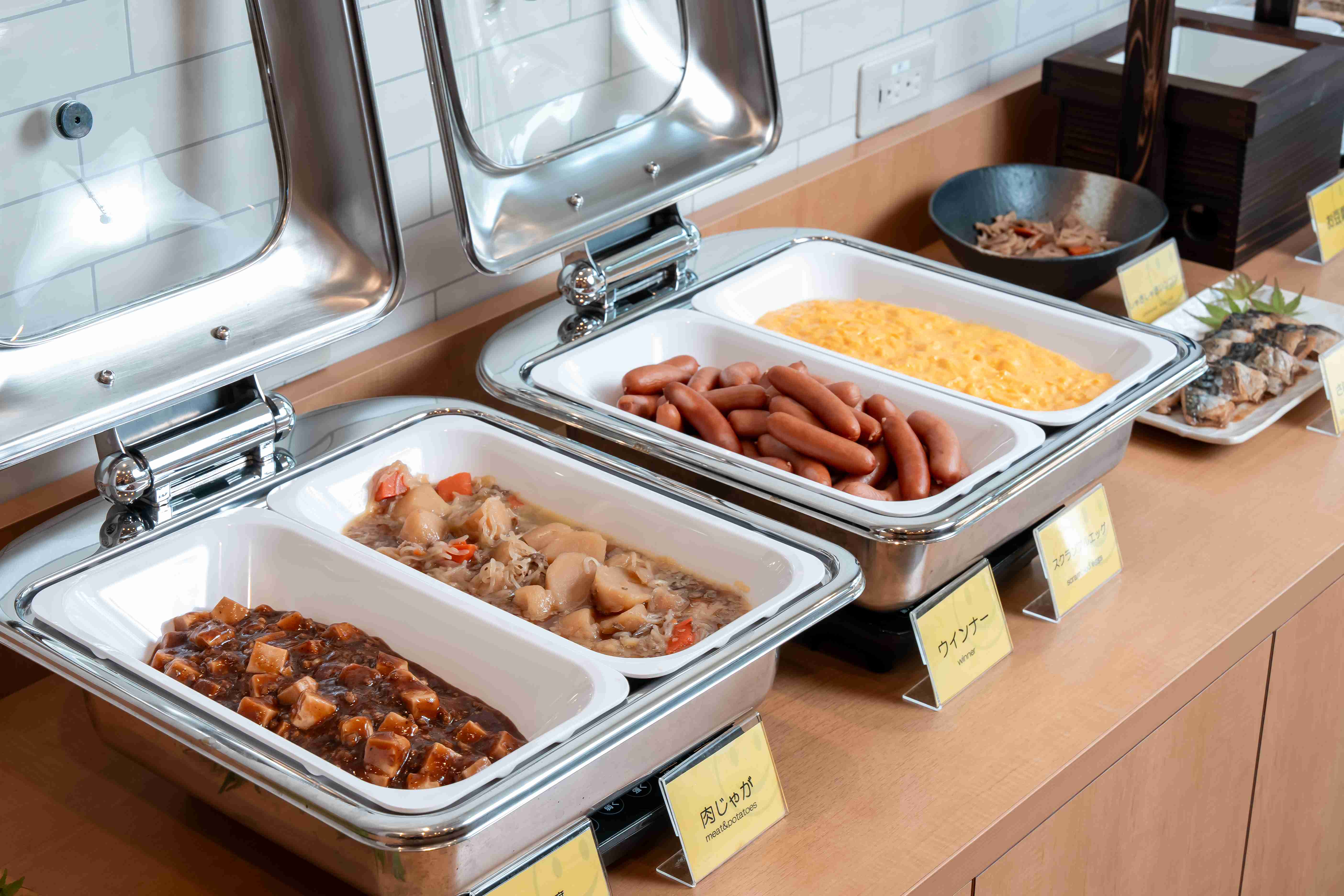 朝食バイキング