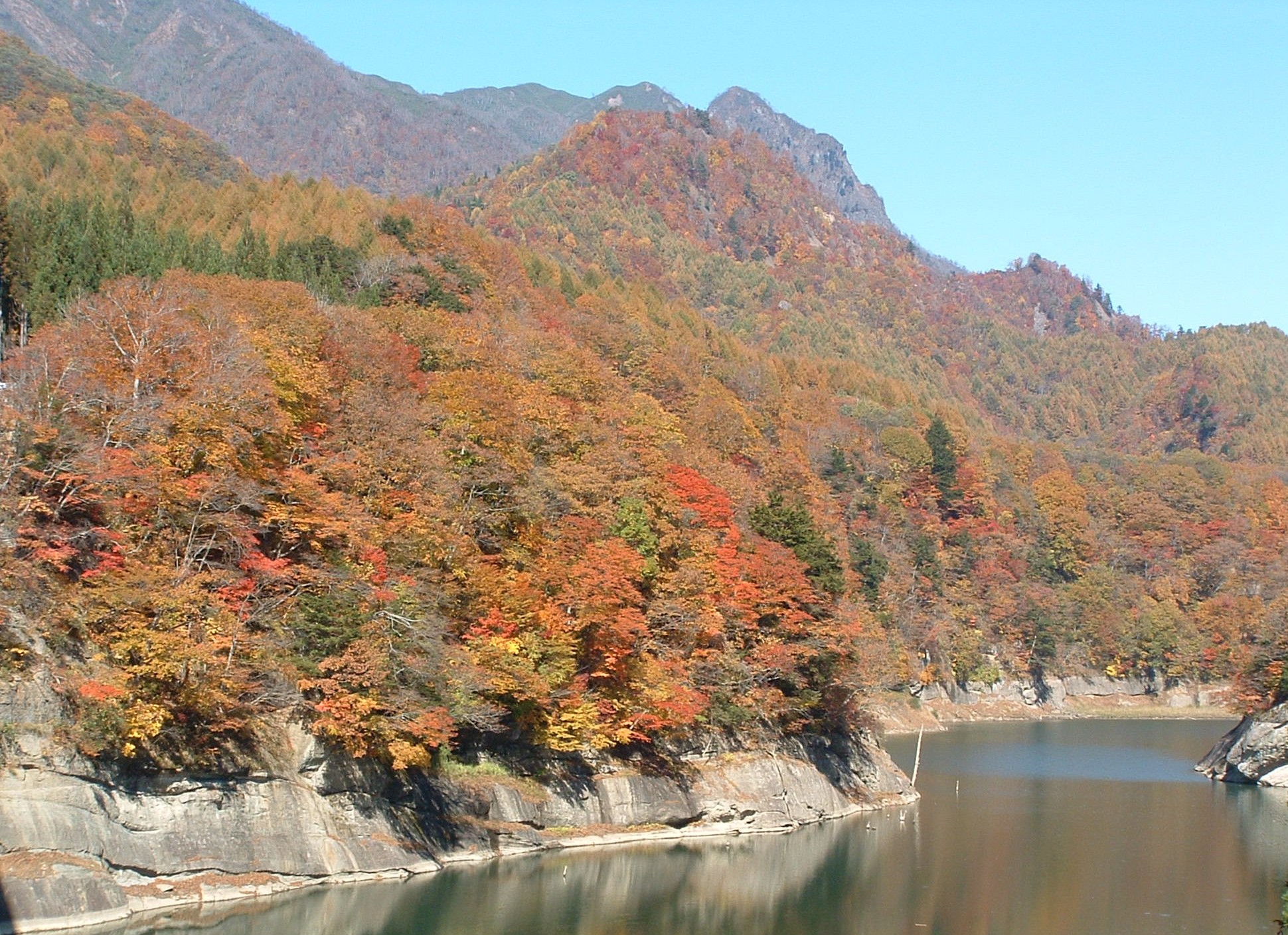 奥裾花渓谷の紅葉