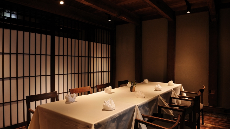 琵琶湖イタリアンBiwacollage個室：シェフの料理を味わう至福の時間