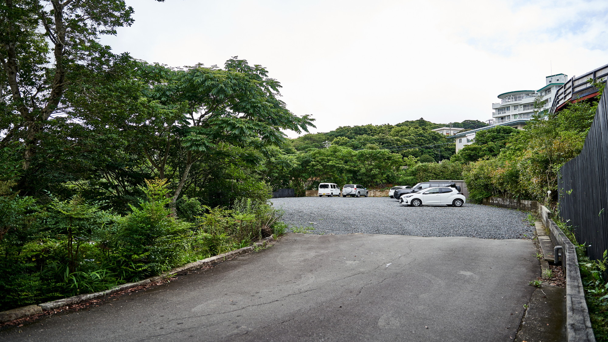 お客様用駐車場