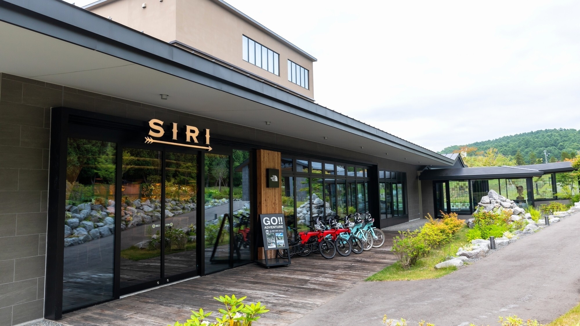 【鶴雅グループ70周年記念】館内利用券1室2000円付／夕食特選和食会席・朝食ハーフビュッフェ