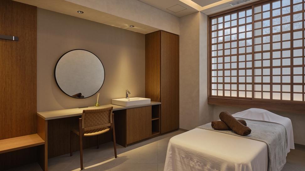 【2人エステ】1名リラックスケア70分・1名デトックスケア70分／夕食フレンチ・朝食ハーフビュッフェ