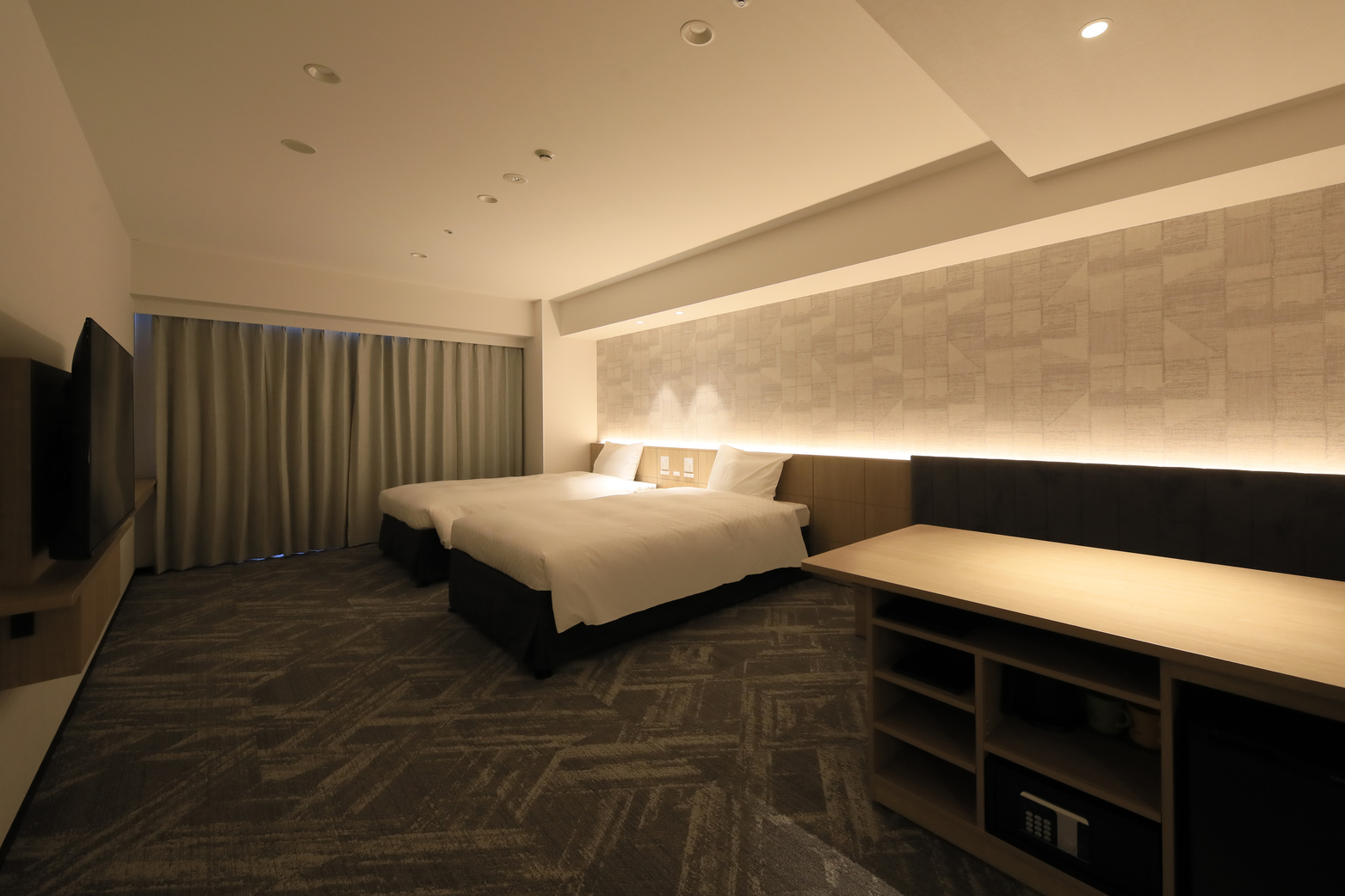 グランファミリー【最大4台ベッド設置可】＜セパレートバス・2名利用時＞