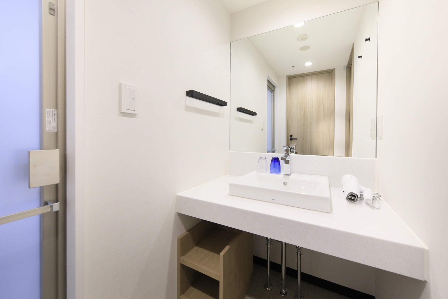 グランファミリー【最大4台ベッド設置可】＜セパレートバス＞