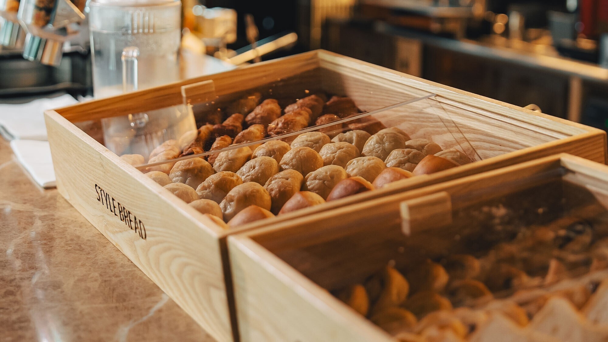 【さき楽60】早めのご予約でお得◆本格サウナ無料◆新橋・銀座駅から徒歩5分＜朝食付＞