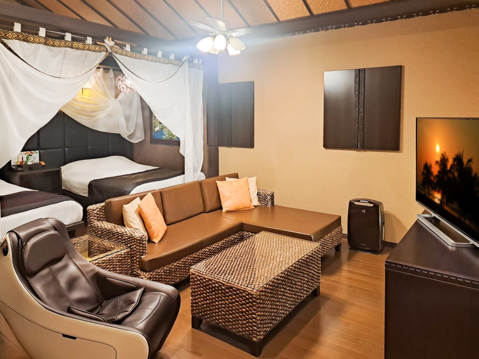 ラグジュアリー