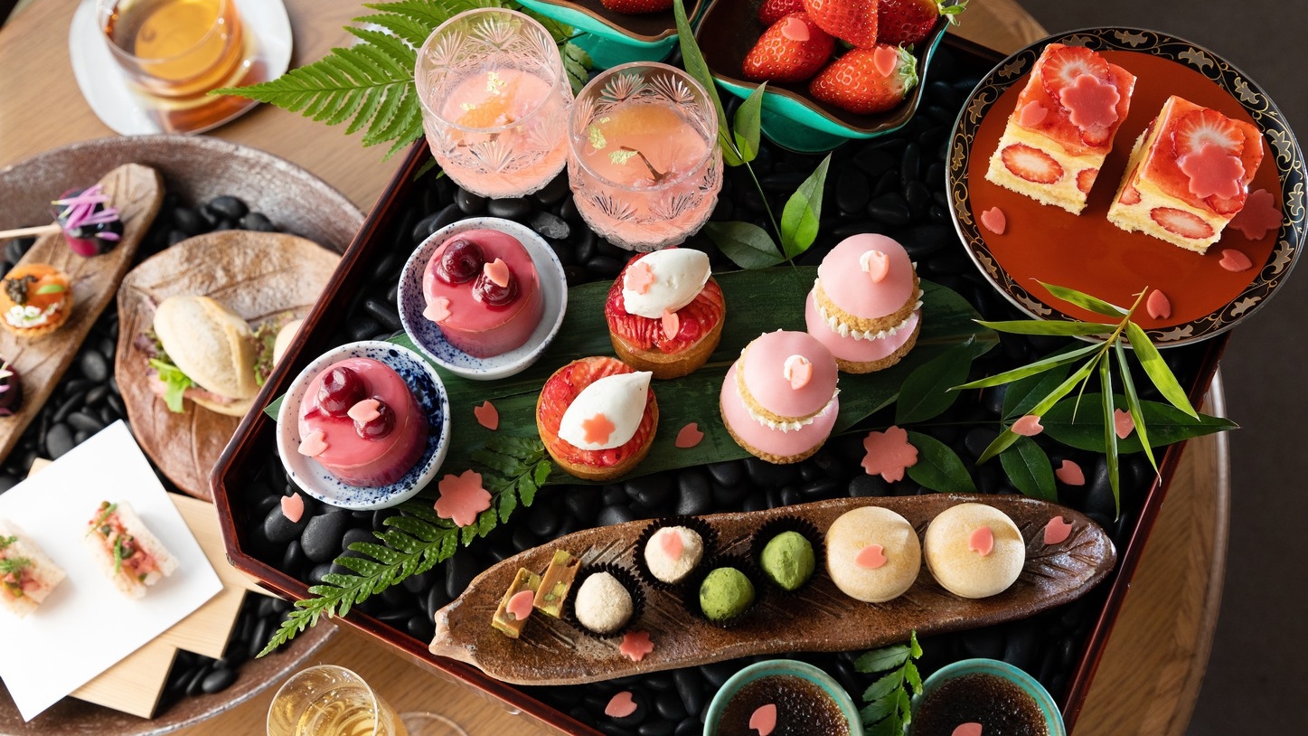 【春のアフタヌーンティープラン】特製デザートとセイボリーでお花見／オールインクルーシブ／夕朝食付　