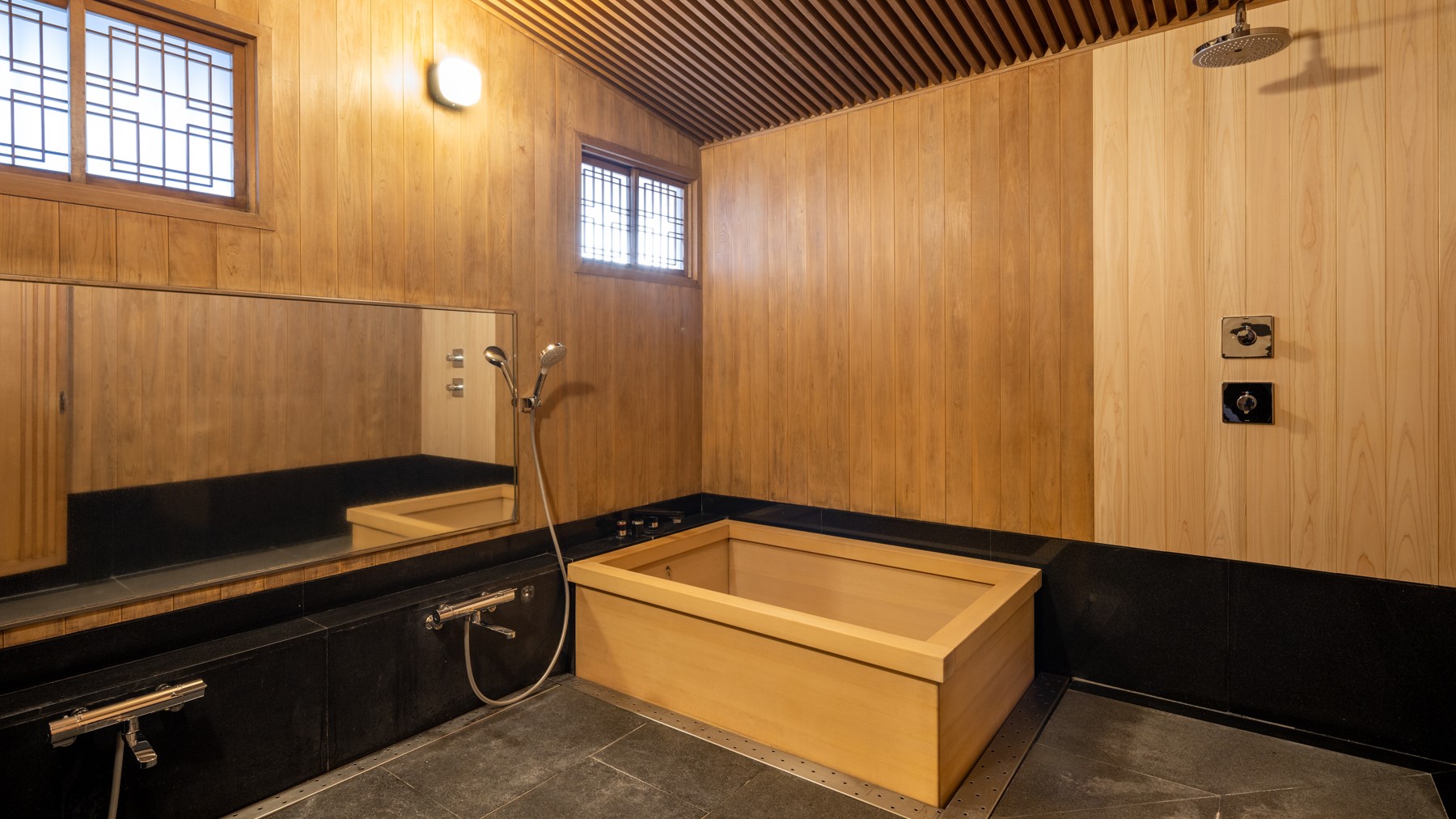 Ryokan 尾道西山(部屋(水回り))