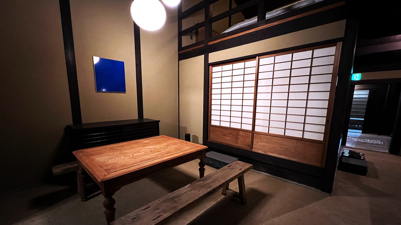 七楽／リビング