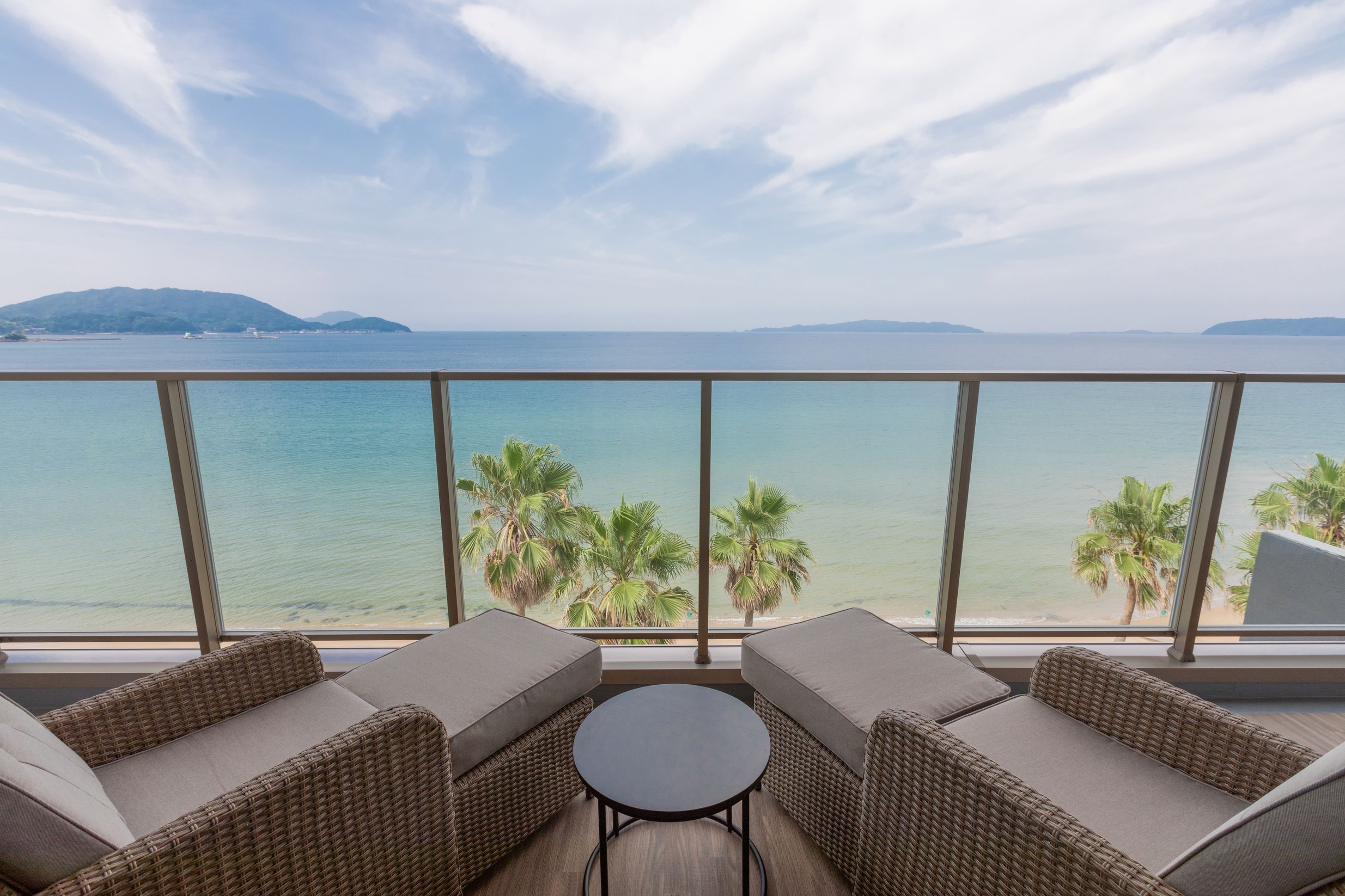 【素泊まりプラン】海を望むラグジュアリー空間で過ごす至福のひと時