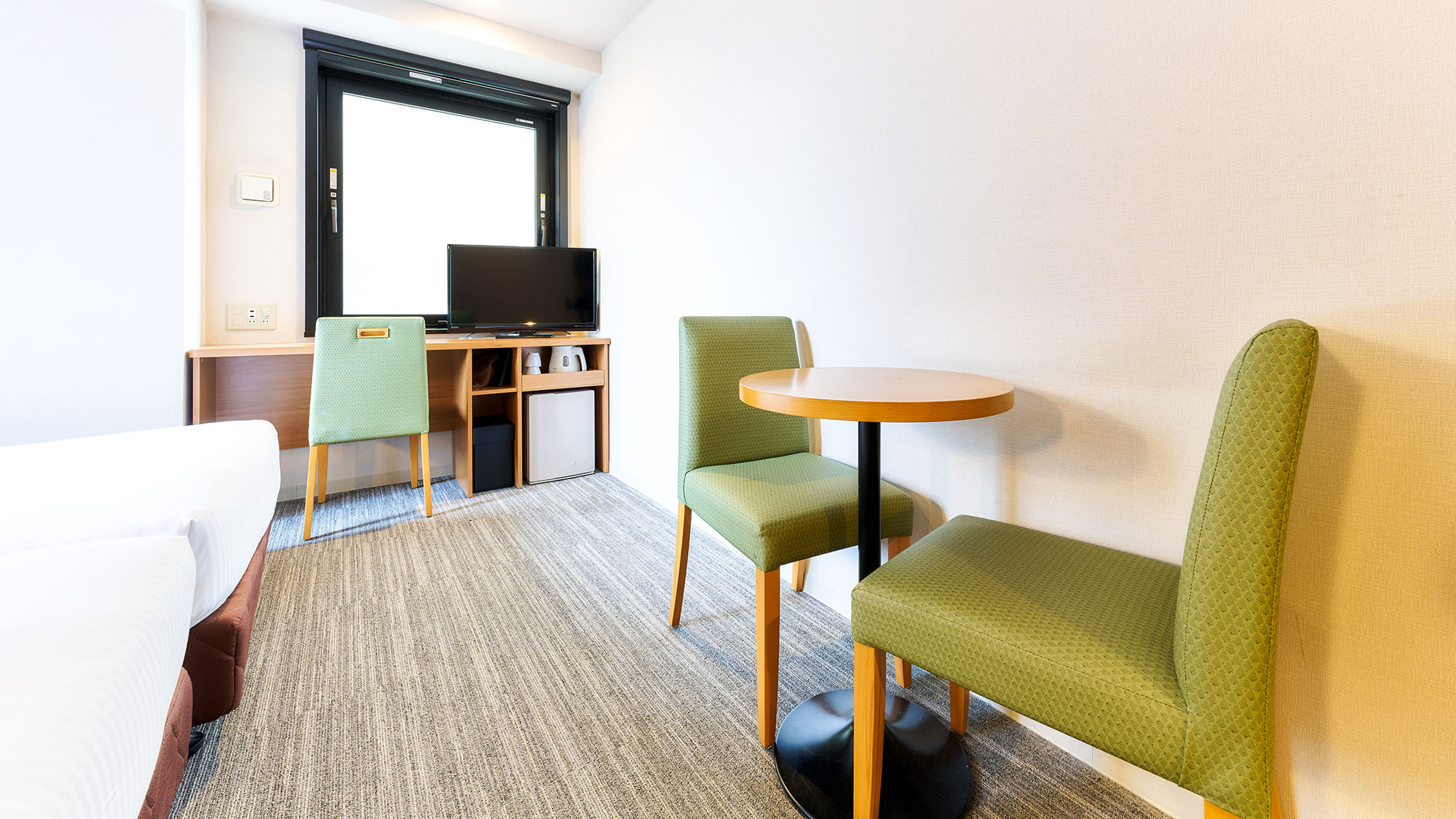 ・【ツインルーム】お好きなお茶を選んでホッとひと息。お部屋でティータイムをどうぞ