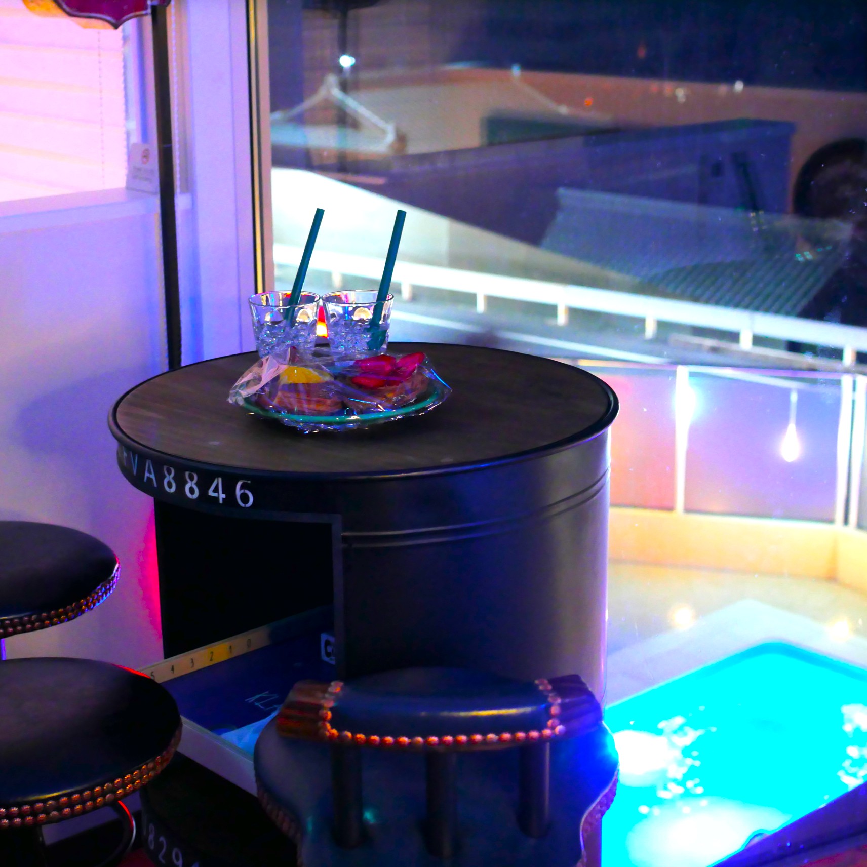 夜・2Fカウンター①