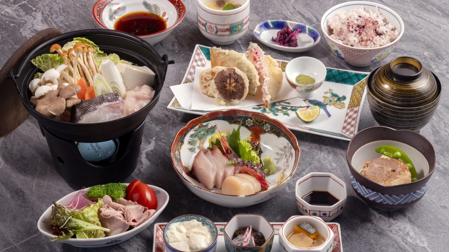 【2食付】九谷作家プロデュース★美と健康をテーマに九谷焼きで食するSARAI和洋創作料理をご堪能＝★