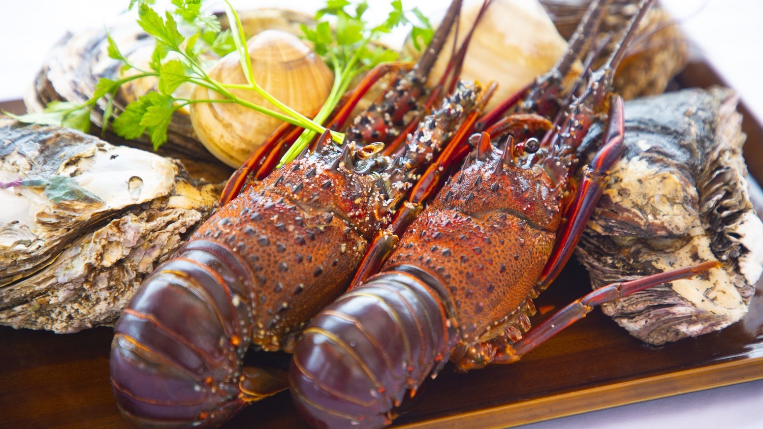 【カジュアルディナー+伊勢海老】天然温泉露天風呂　TUZUMI’S BBQ【夕朝食付】