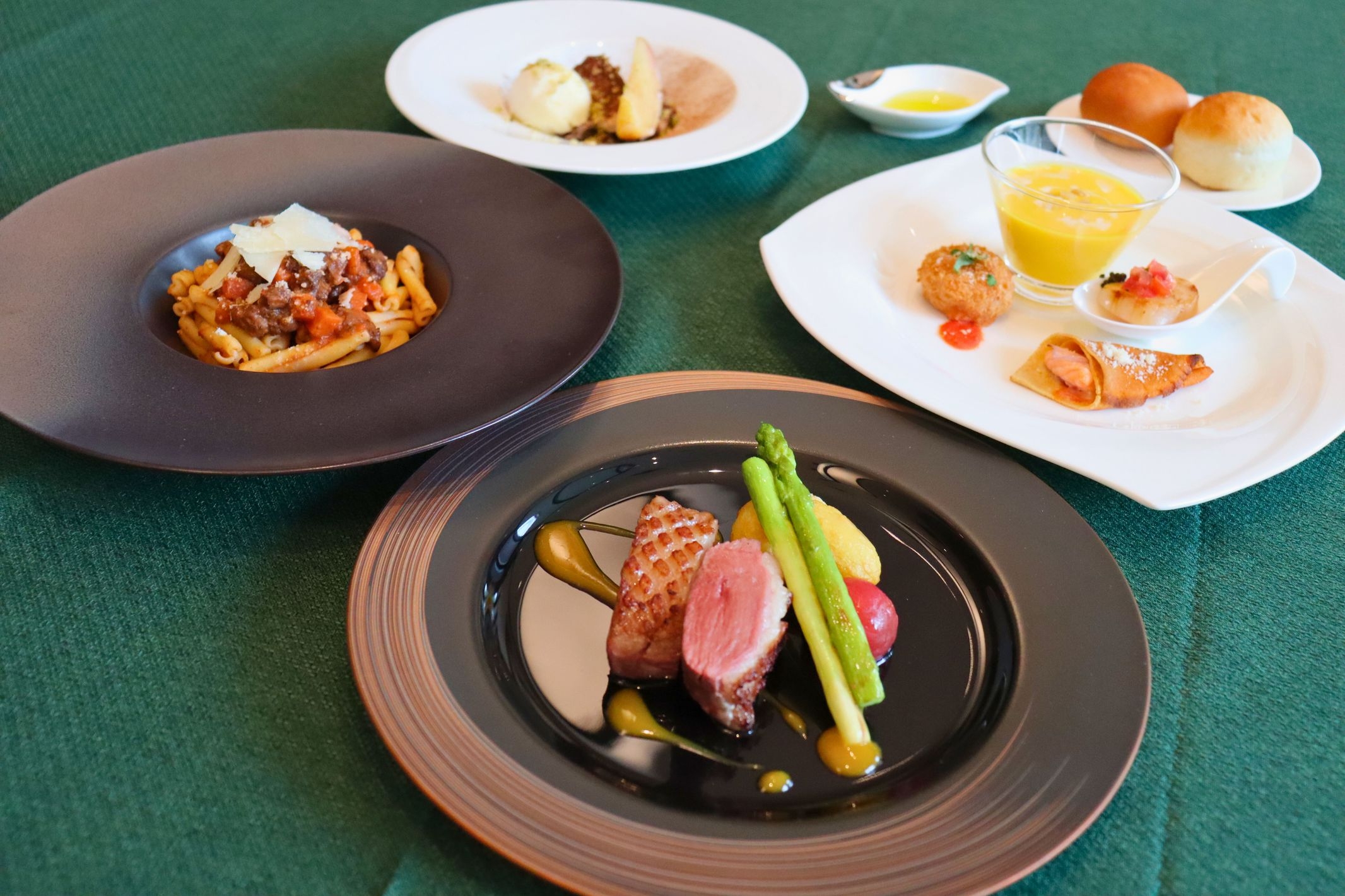 【鴨肉のローストをメインに】ディナーコース付きプラン（夕・朝食付き）