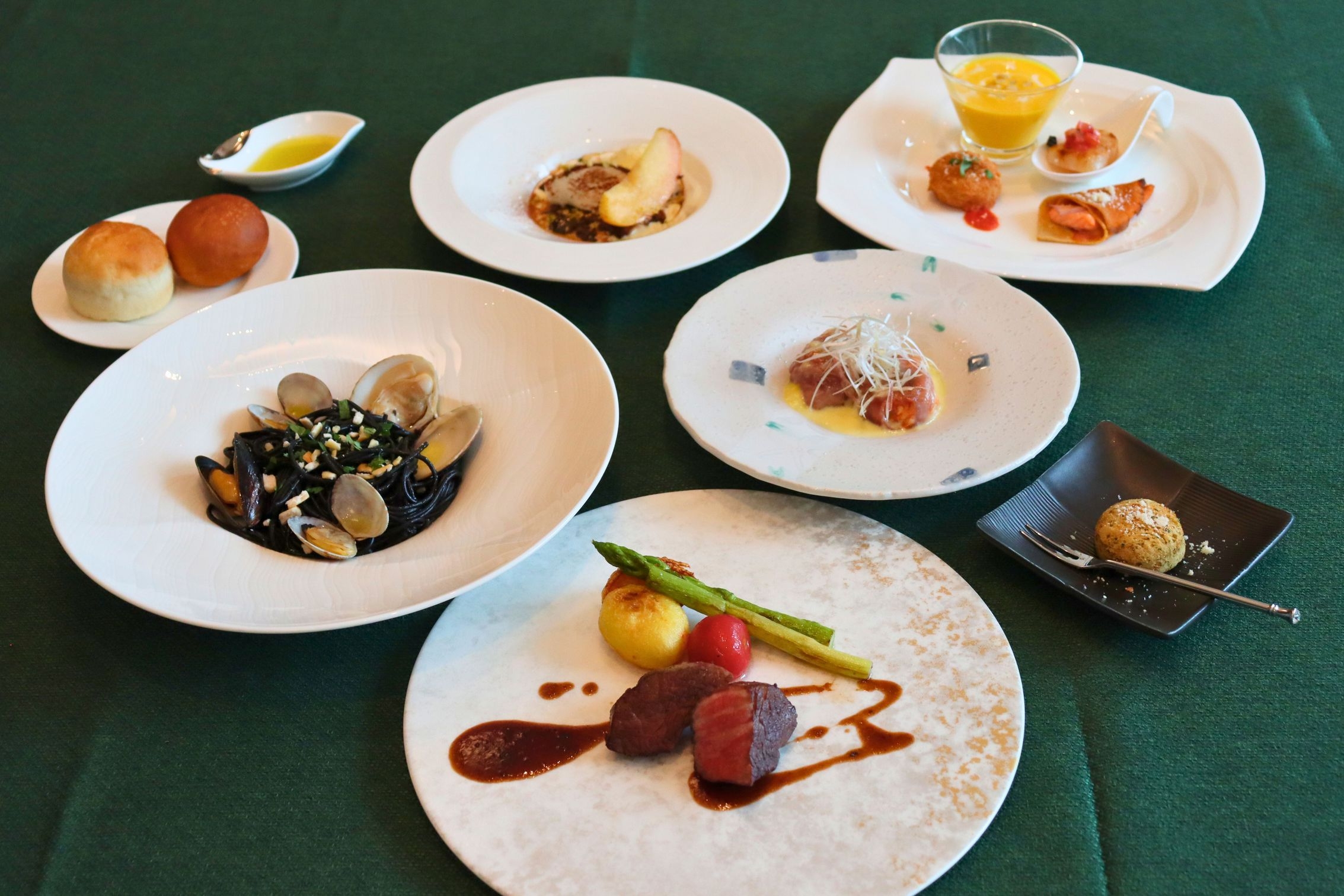 【和牛と魚介を両方楽しむ】ディナーコース付きプラン（夕・朝食付き）