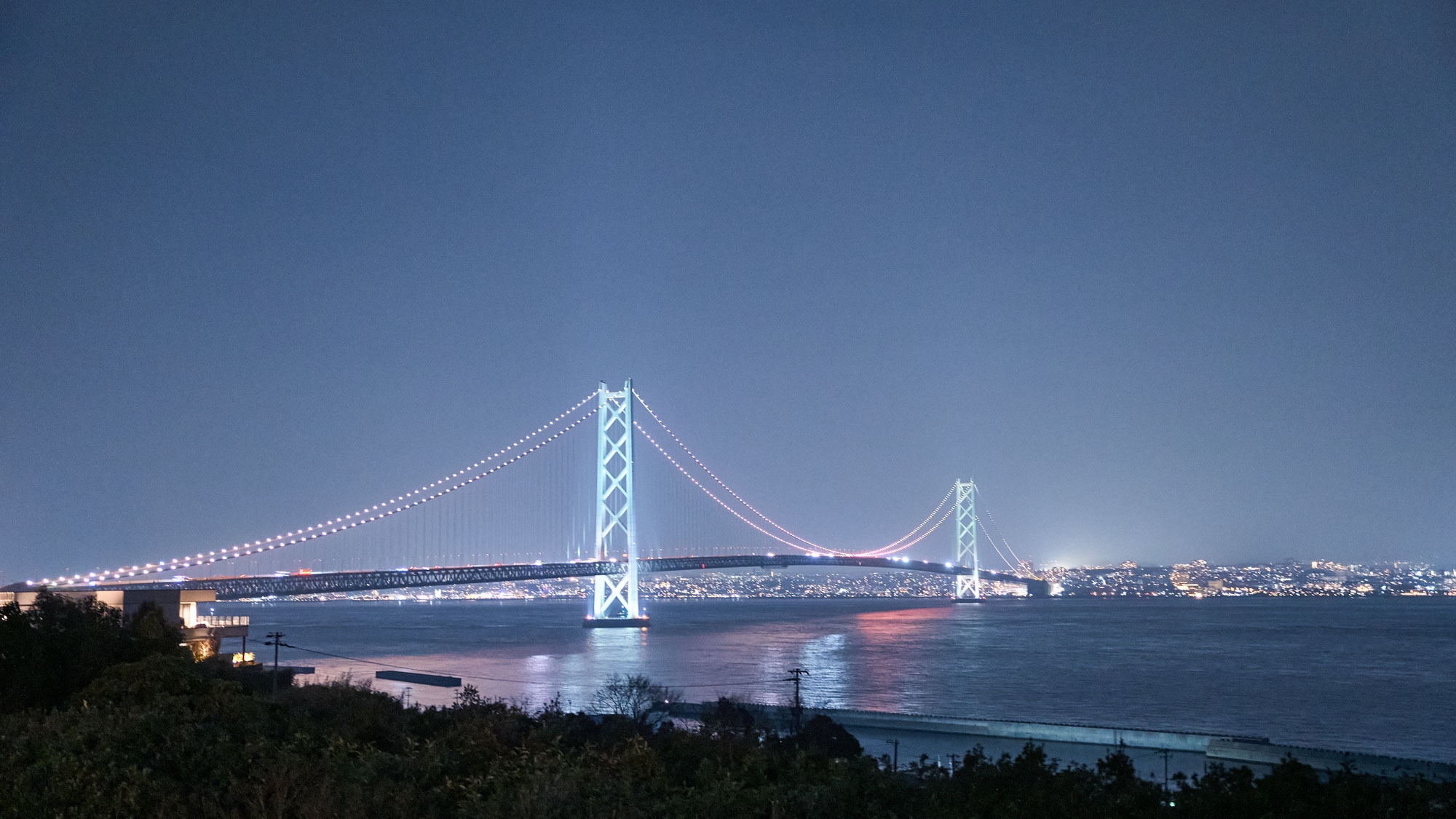 淡路の海を一望！３フロア・４ＬＤＫでゆったりステイ。グループ・ファミリーに最適。ワンちゃんOK