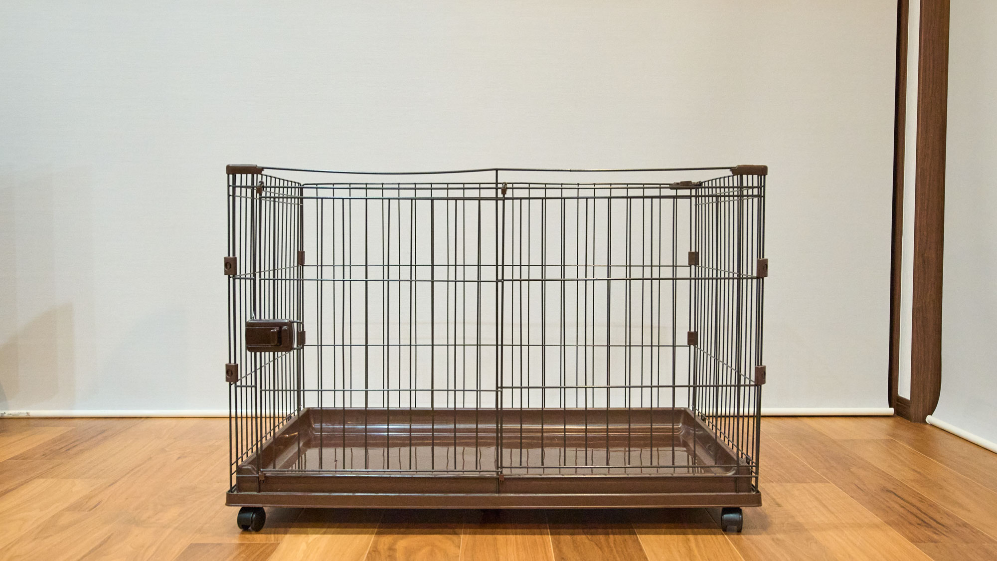 部屋備品：ペット用ケージ