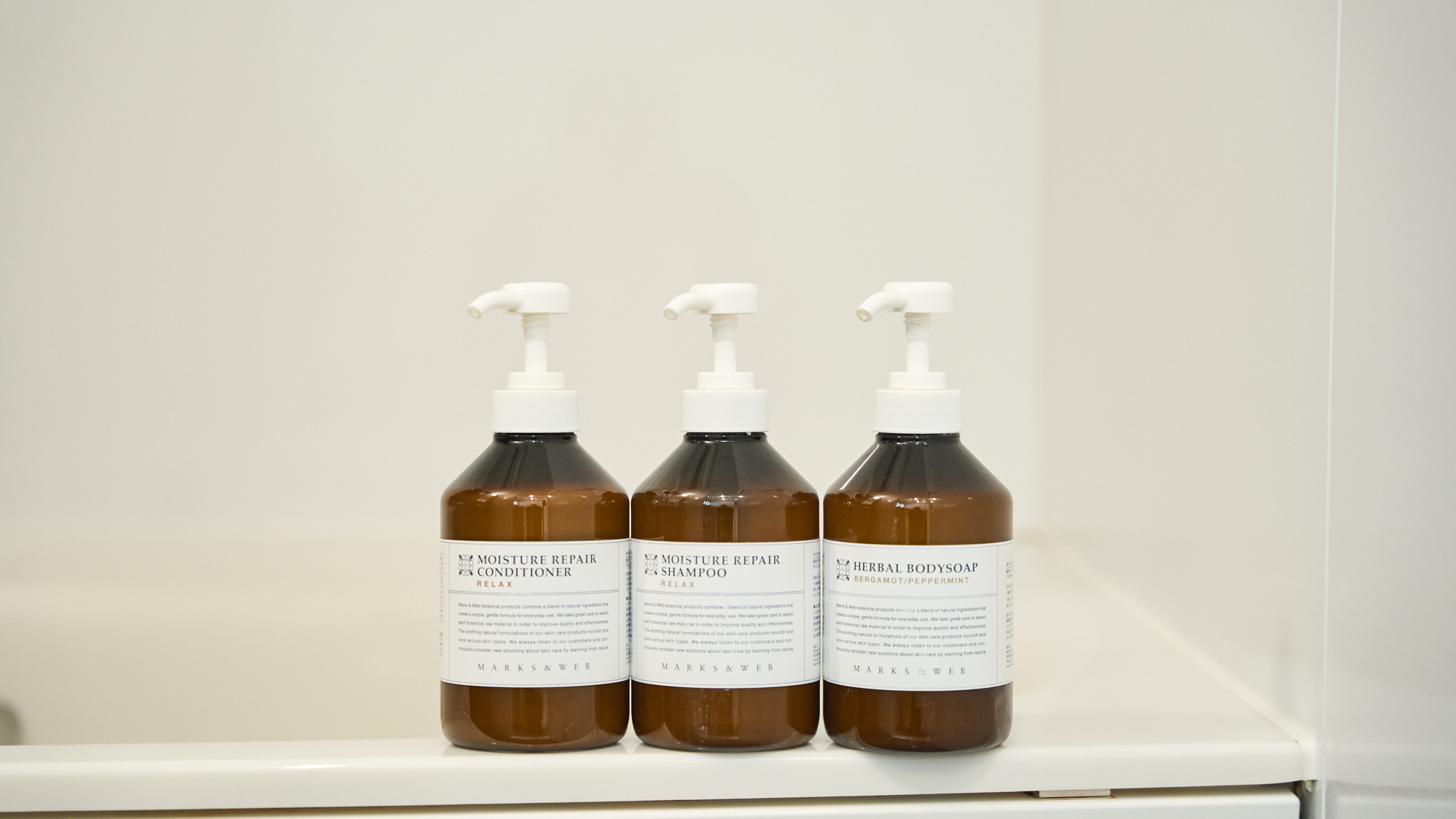 風呂備品：シャンプー・コンディショナー・ボディーソープ