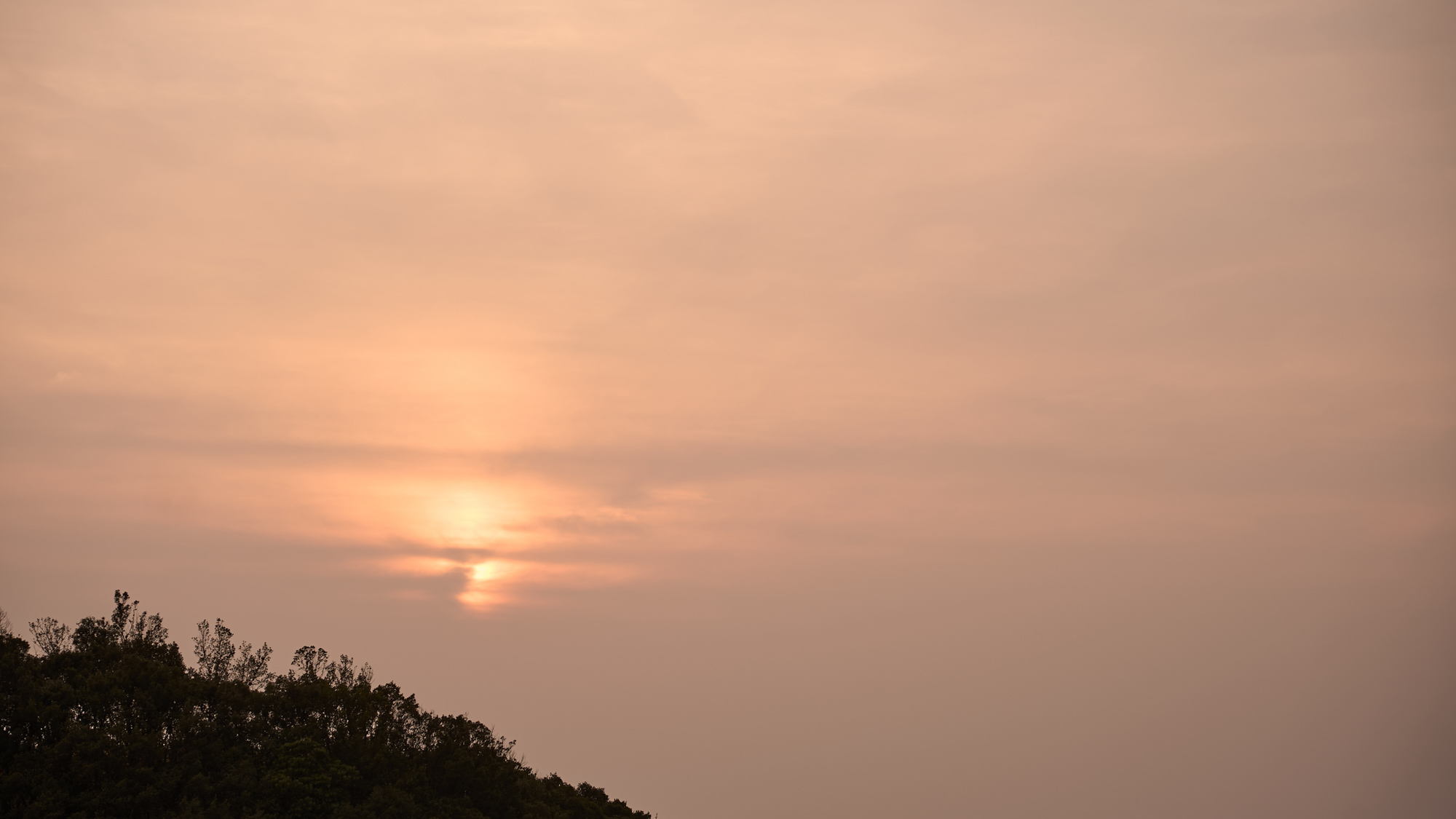 お部屋から見られる夕陽