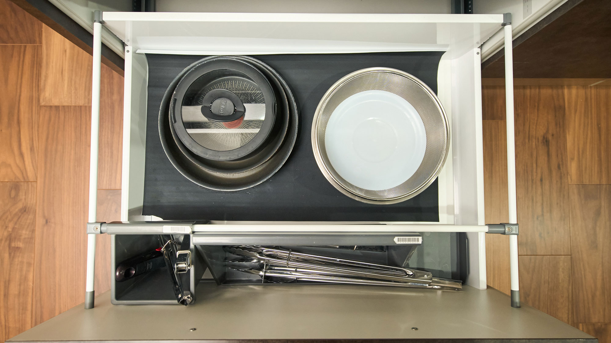 キッチン備品：鍋類