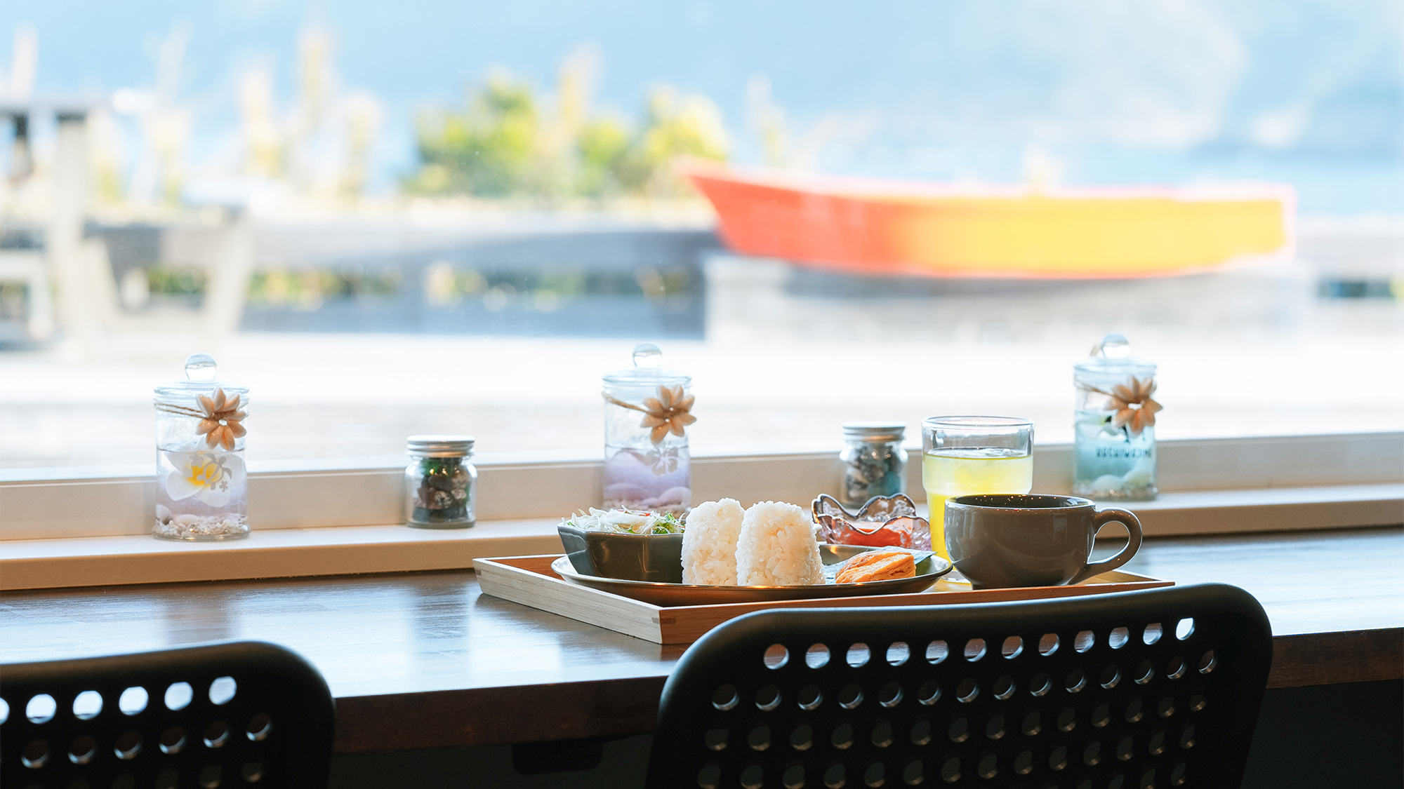 ・【朝食】外の景色を眺めながら、ゆったり朝食をお楽しみいただけます