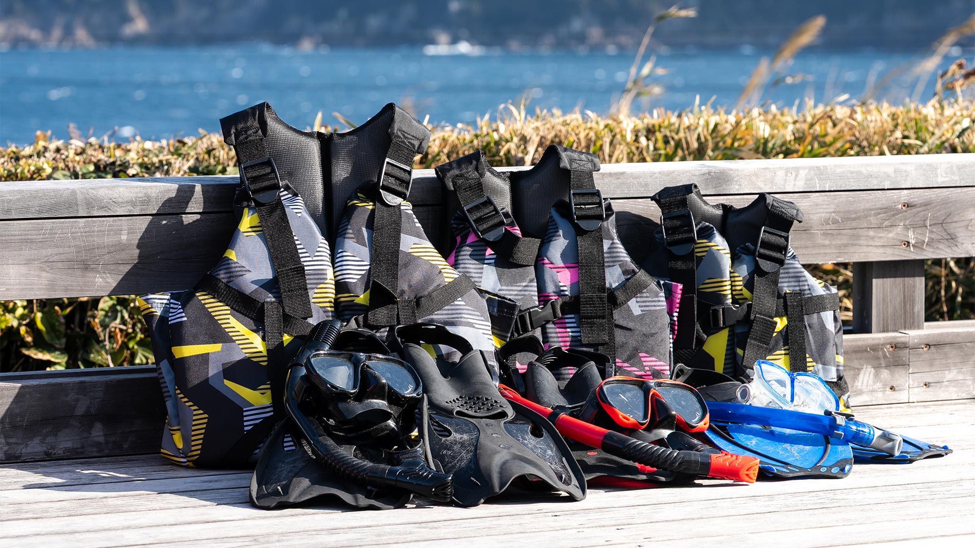 ・【その他】ダイビングやシュノーケリングを楽しむための装備をレンタルできます